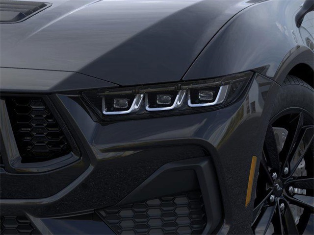 Vehicle image 18 of 22