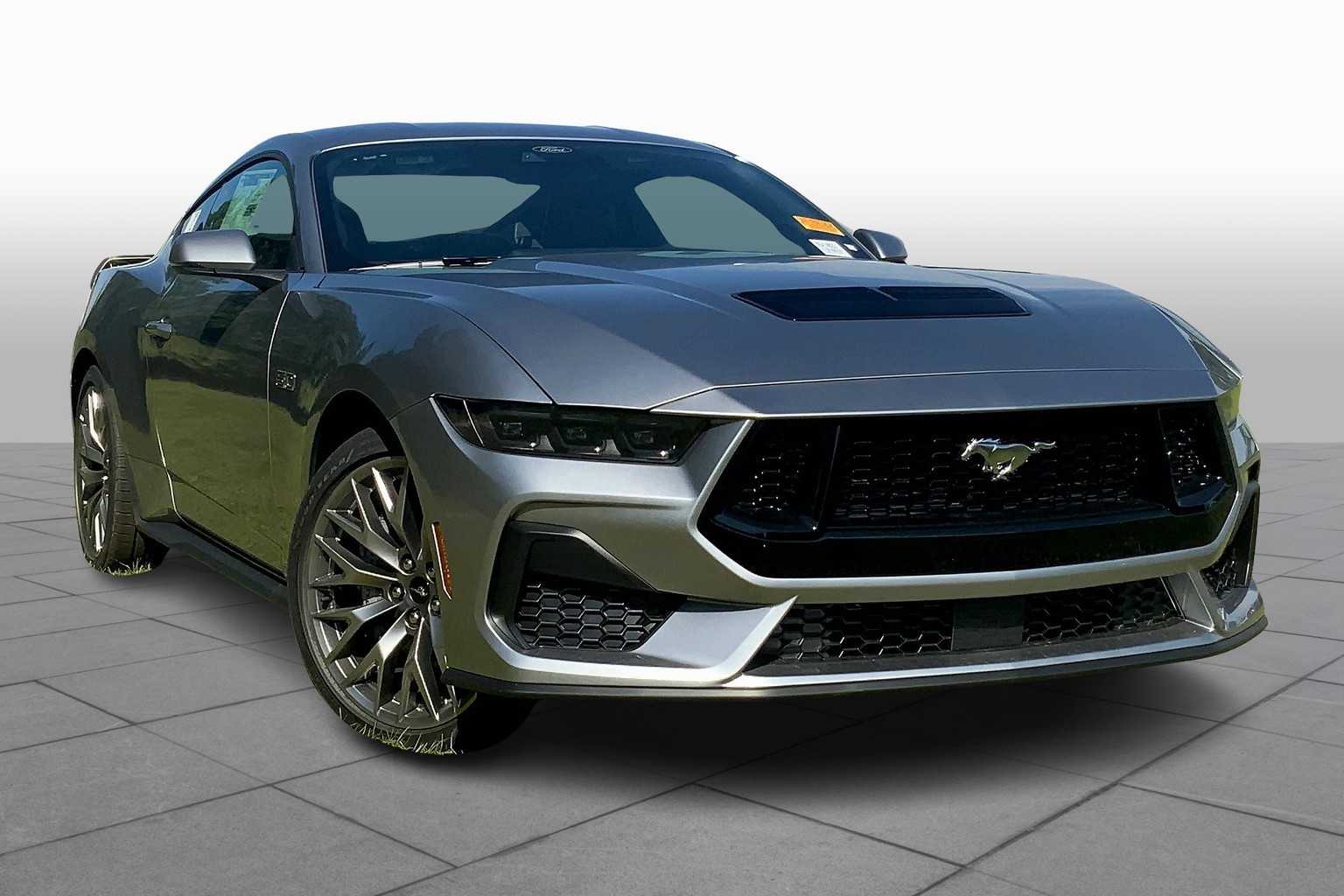 2025 Ford Mustang GT Premium Image 3 of 17