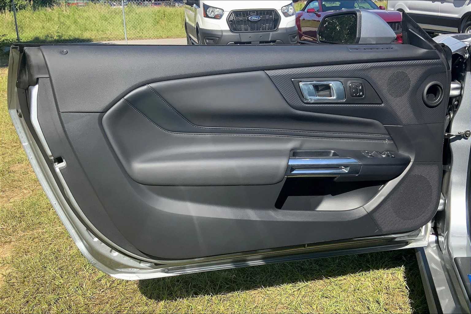 2025 Ford Mustang GT Premium Image 17 of 17