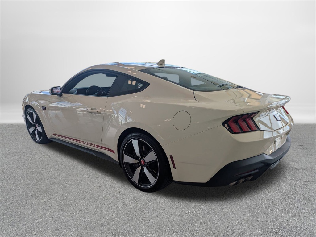 2025 Ford Mustang GT Premium Image 7 of 22