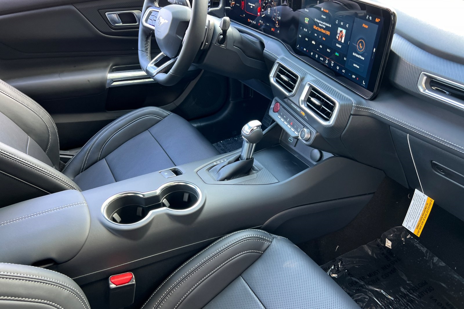 Vehicle image 18 of 30