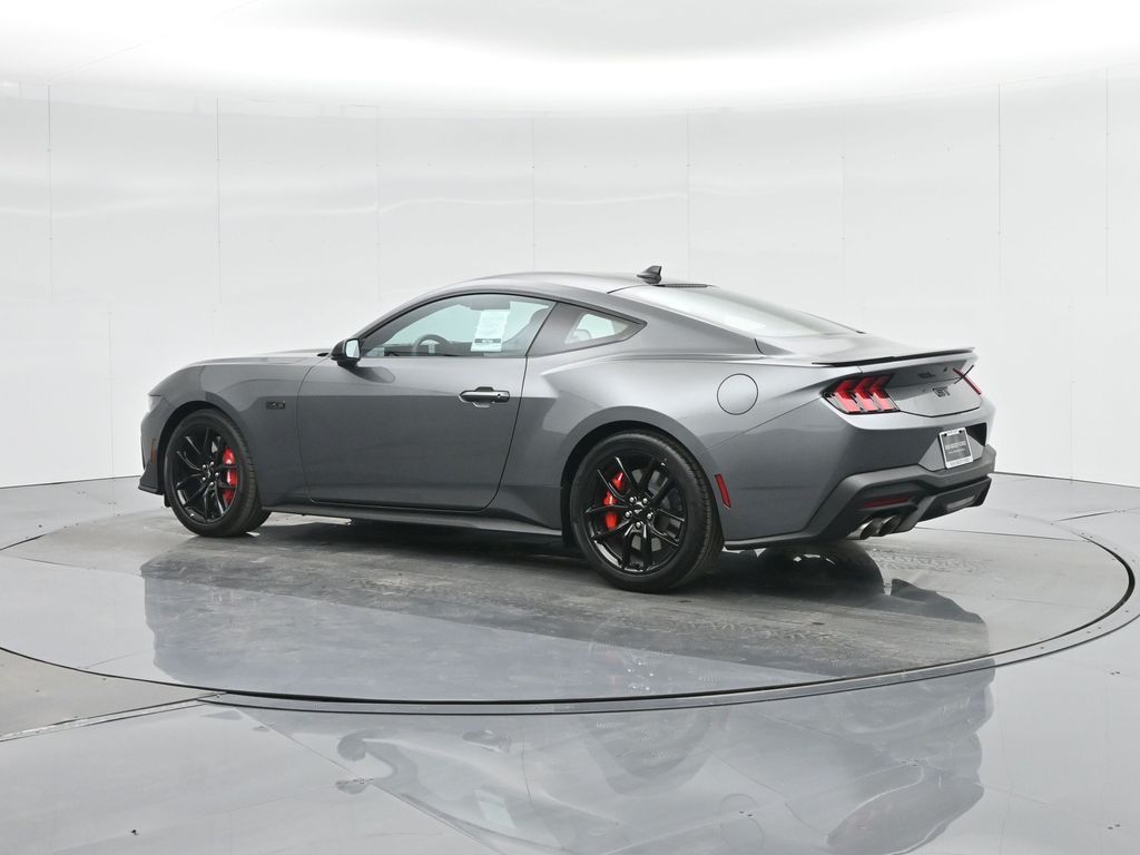 Vehicle image 32 of 54