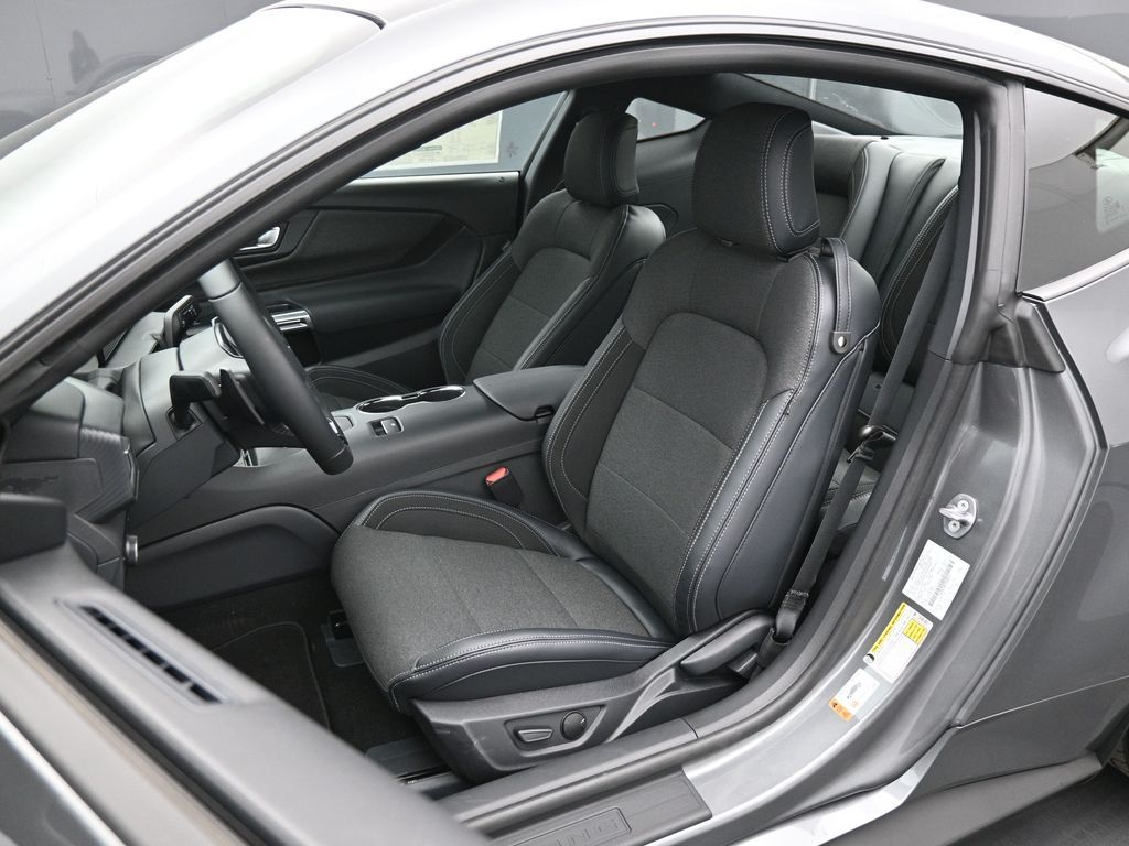 Vehicle image 41 of 54