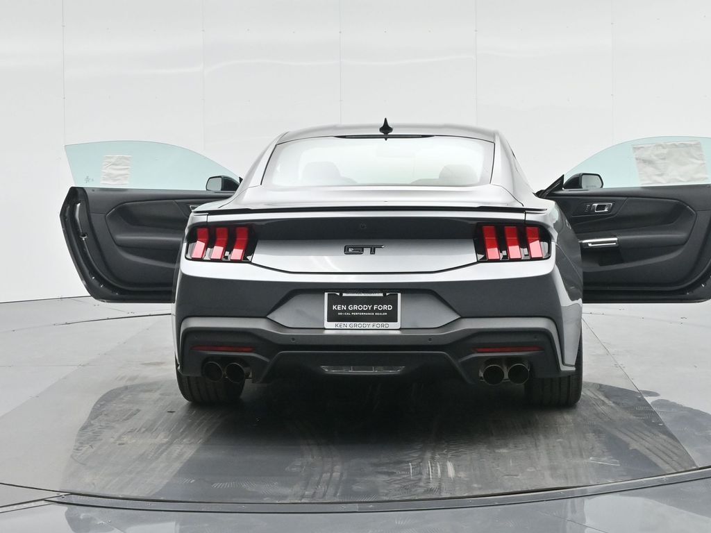 Vehicle image 27 of 54