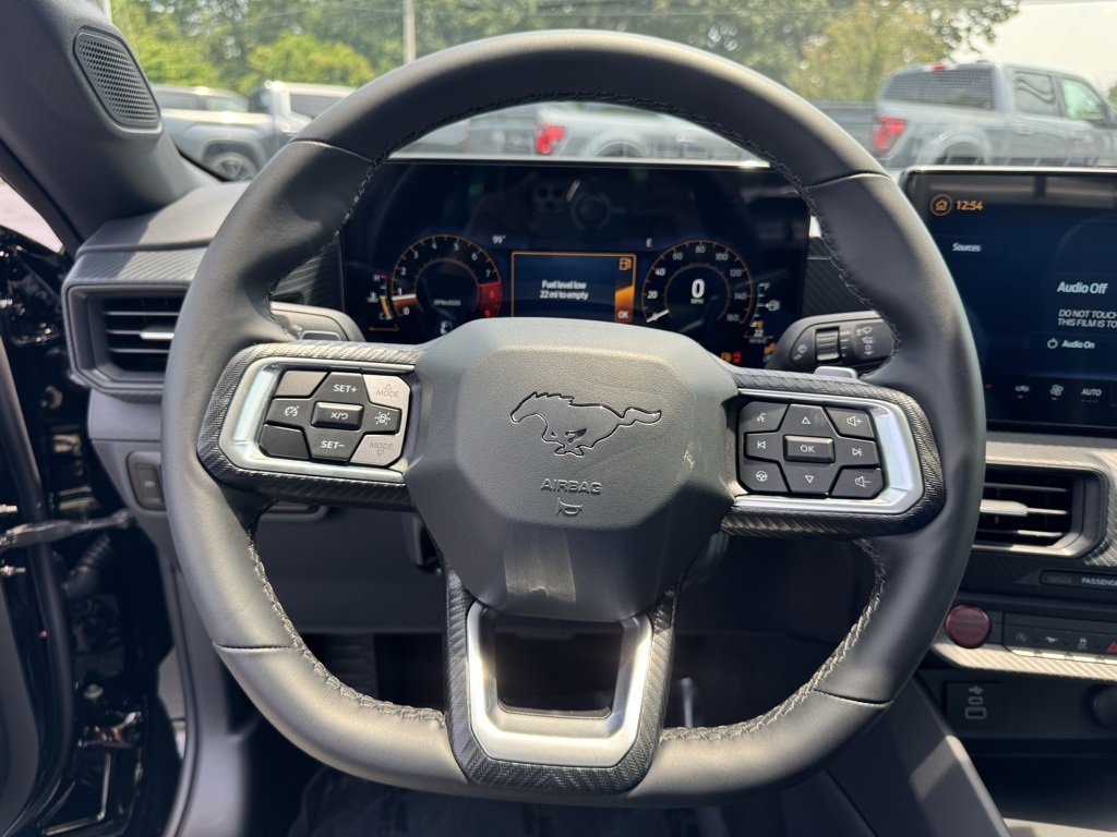 2025 Ford Mustang GT Image 29 of 32