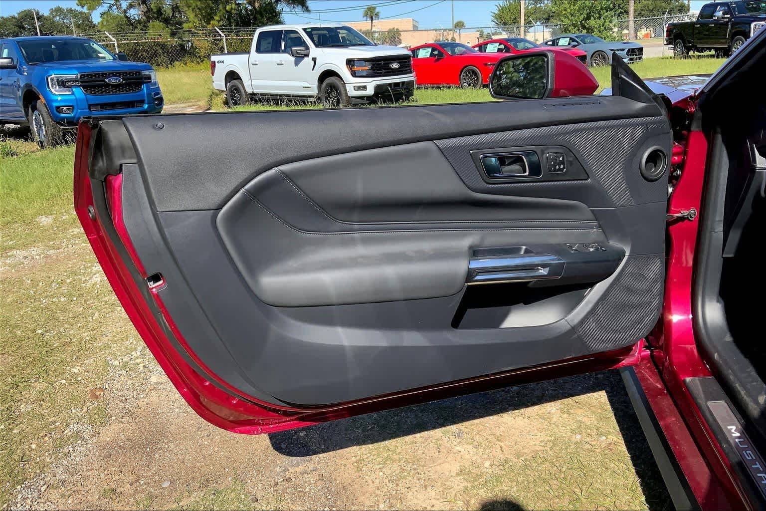 2025 Ford Mustang GT Image 15 of 16