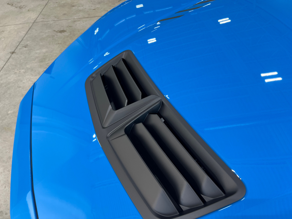 Vehicle image 11 of 28