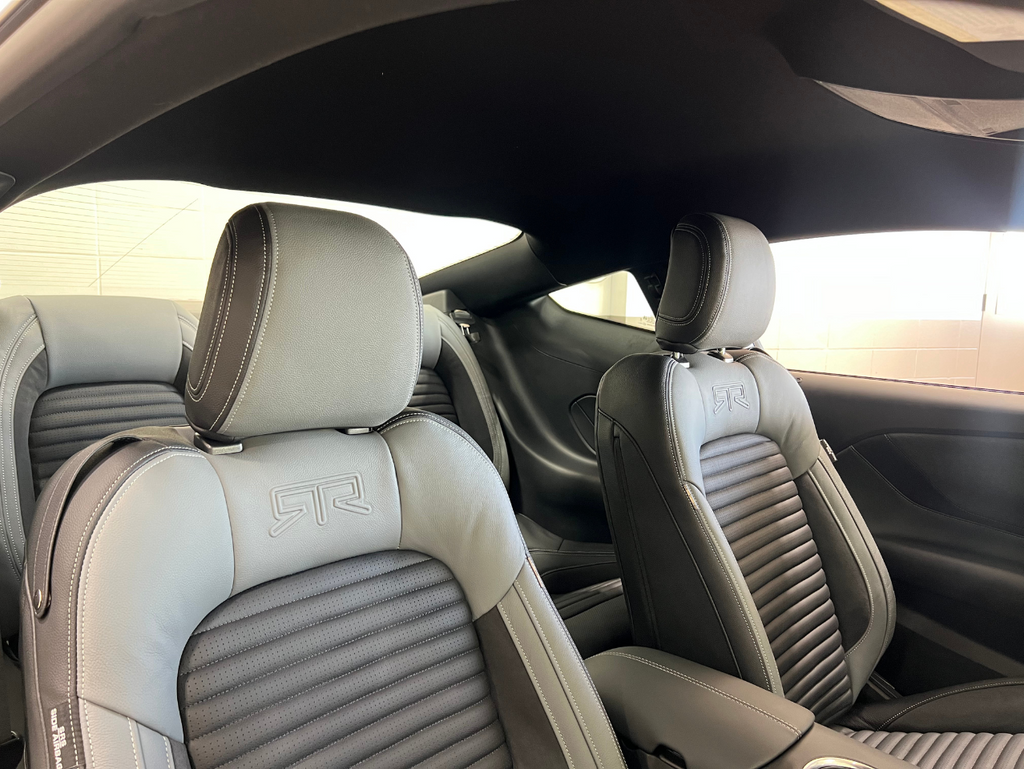 Vehicle image 26 of 28
