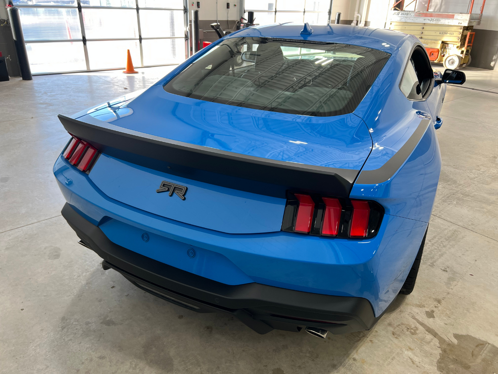 Vehicle image 6 of 28