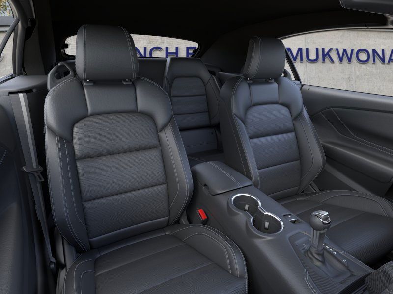 Vehicle image 10 of 25