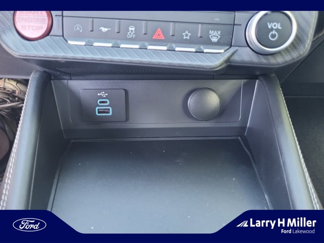 2025 Ford Mustang GT Premium Image 27 of 34