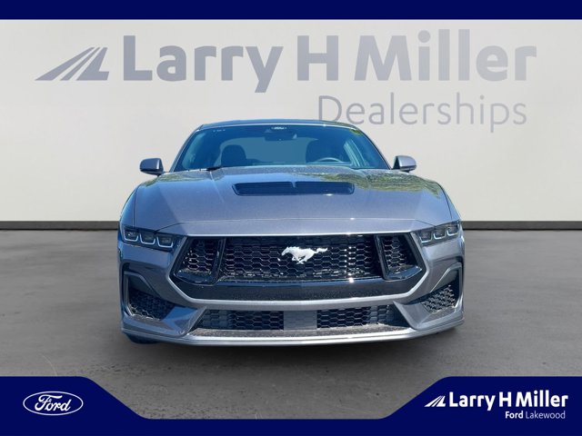 2025 Ford Mustang GT Premium Image 2 of 34