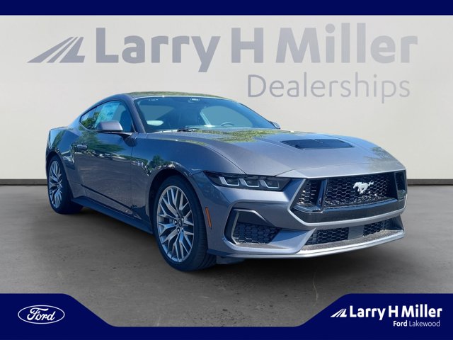 2025 Ford Mustang GT Premium Image 3 of 34