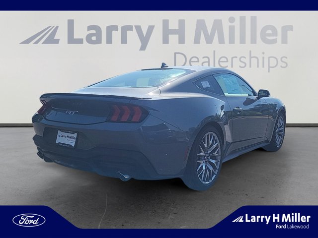 2025 Ford Mustang GT Premium Image 5 of 34