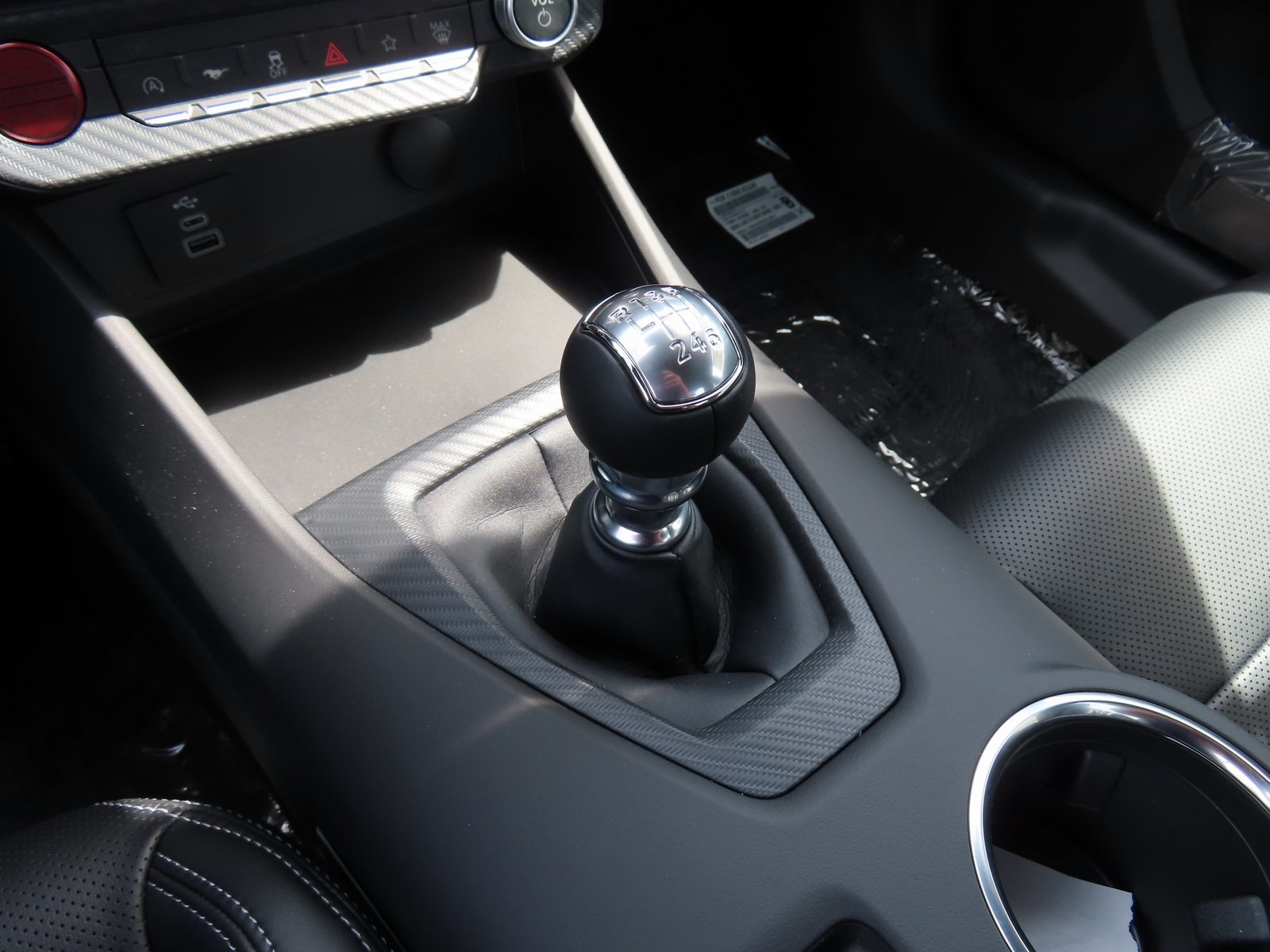 Vehicle image 21 of 41