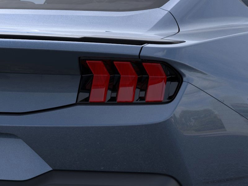 Vehicle image 40 of 41