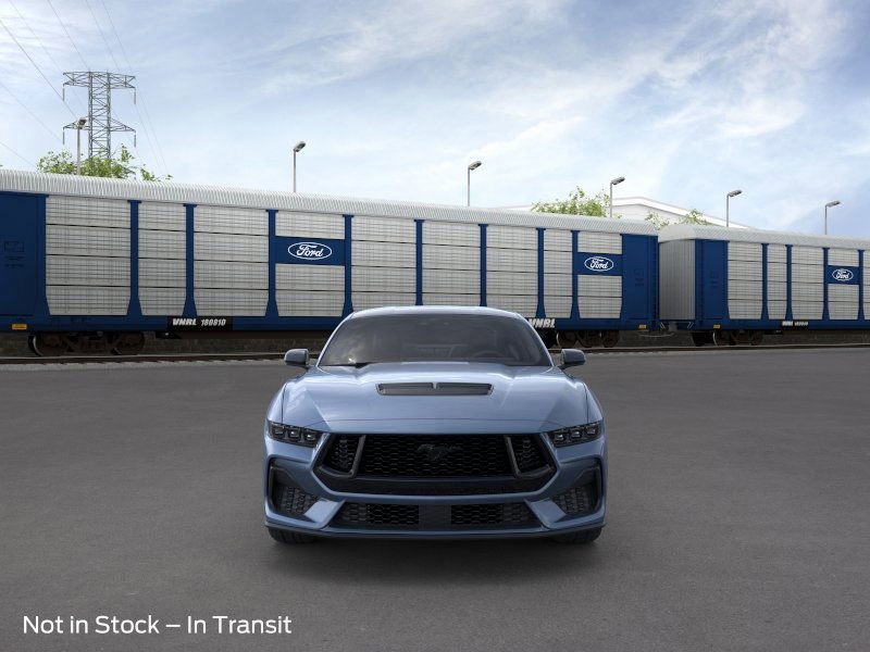 Vehicle image 4 of 41