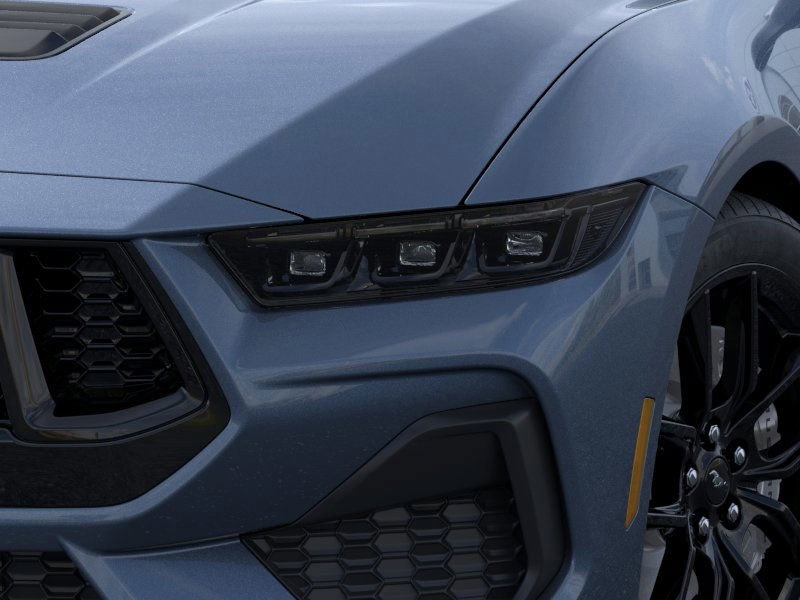 Vehicle image 37 of 41