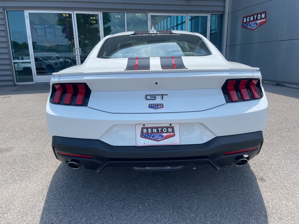 Vehicle image 6 of 33
