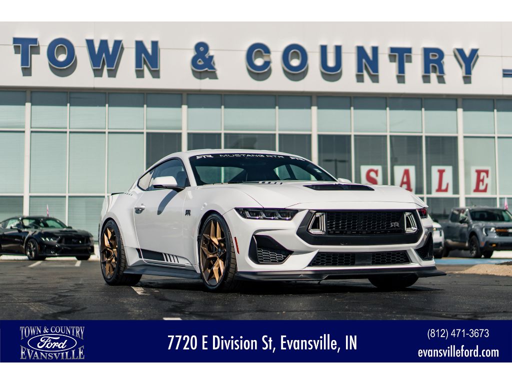 2025 Ford Mustang GT Premium Image 2 of 29