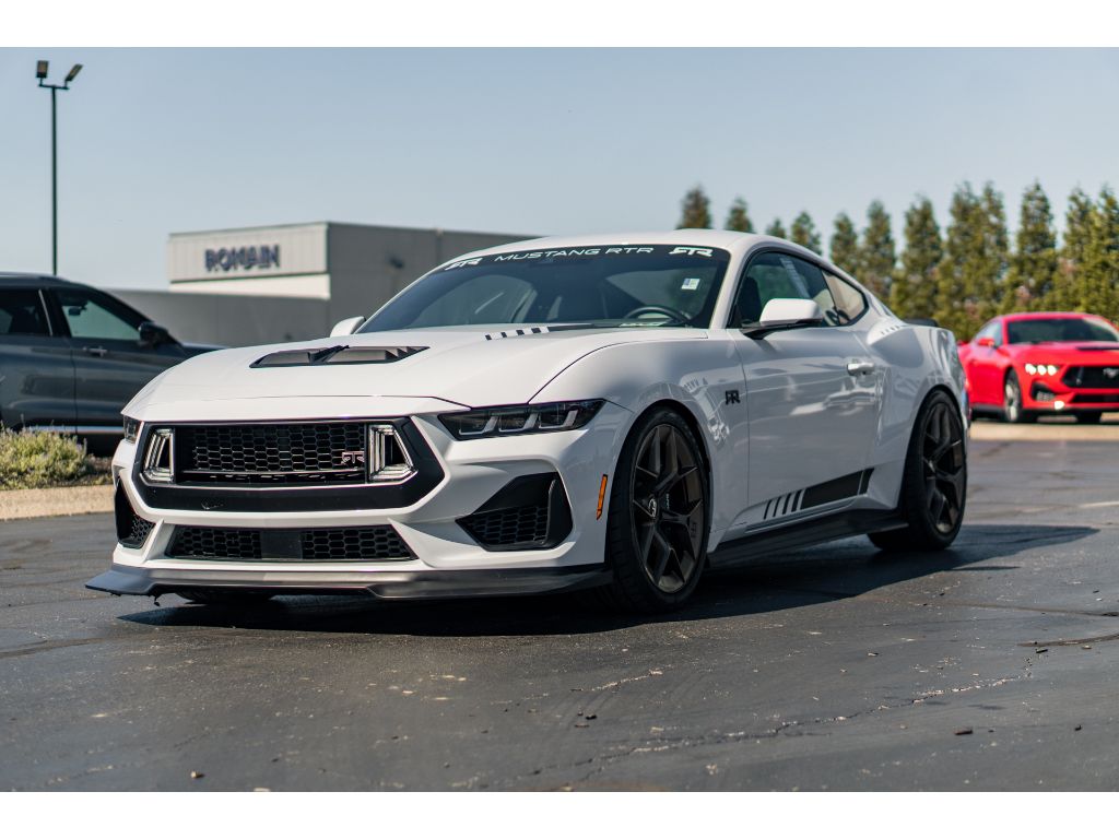 2025 Ford Mustang GT Premium Image 1 of 29