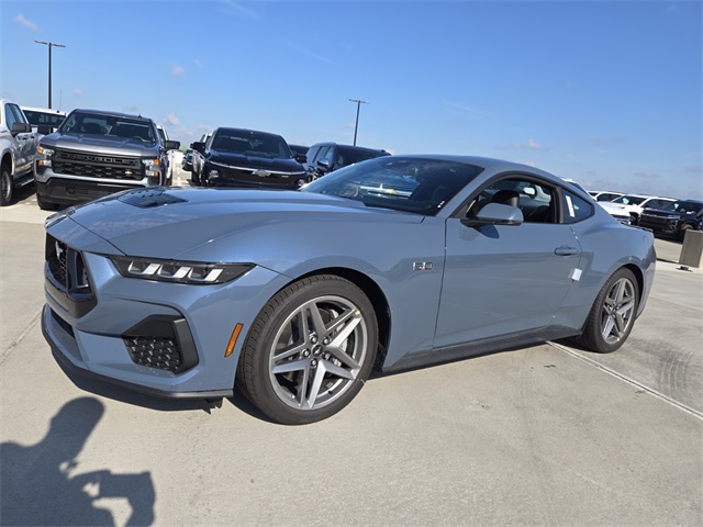 2025 Ford Mustang GT Premium Image 1 of 15