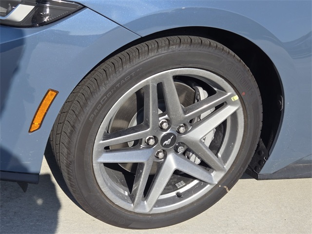 2025 Ford Mustang GT Premium Image 6 of 15