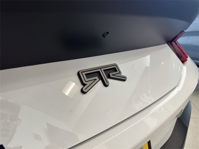Vehicle image 43 of 45