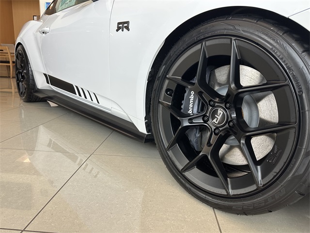 Vehicle image 12 of 45