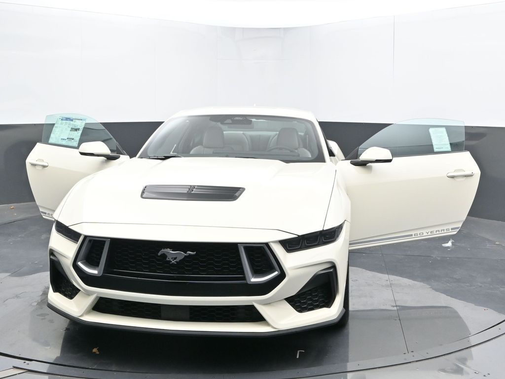 Vehicle image 7 of 62