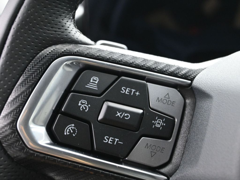 Vehicle image 53 of 62