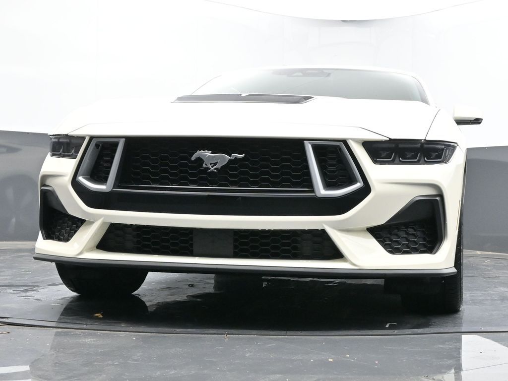 Vehicle image 58 of 62