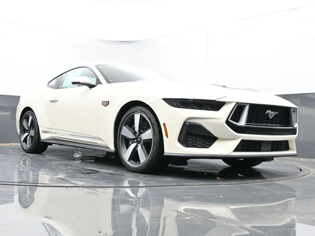 Vehicle image 13 of 62