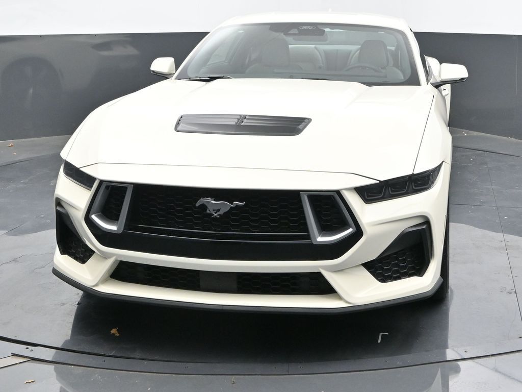 Vehicle image 47 of 62
