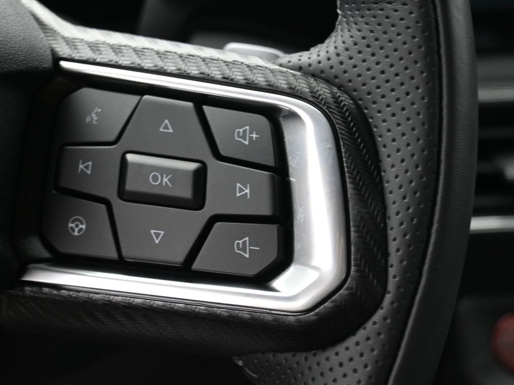Vehicle image 54 of 62