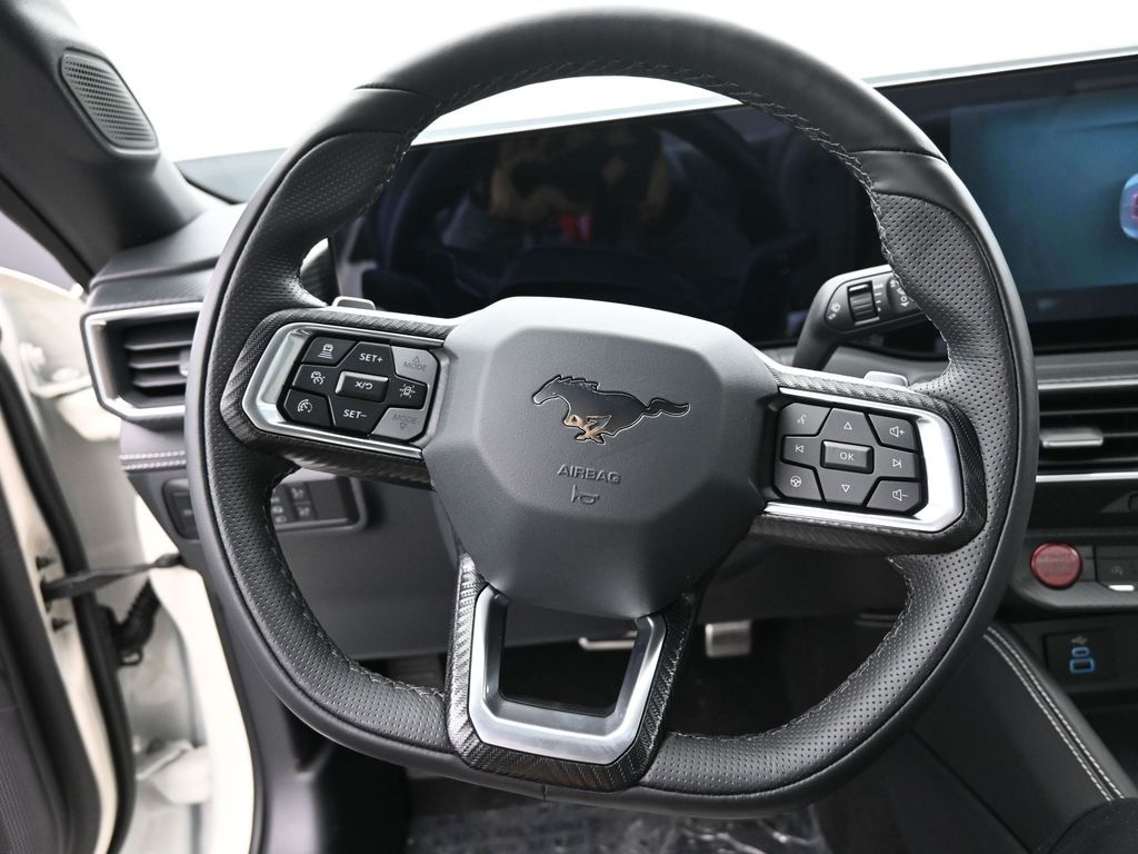 Vehicle image 52 of 62