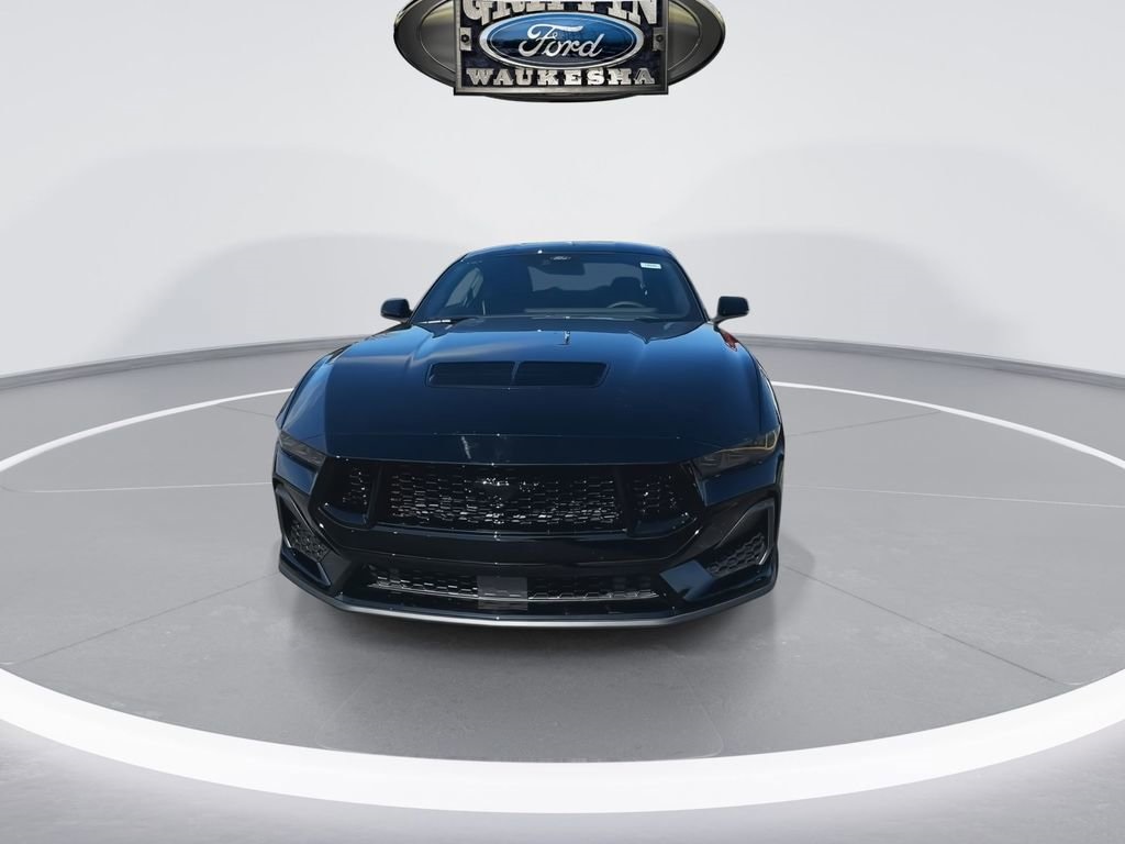 Vehicle image 4 of 26
