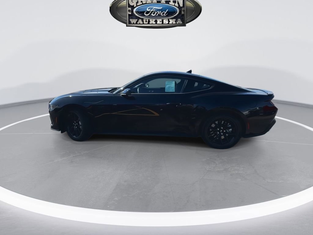 Vehicle image 12 of 26