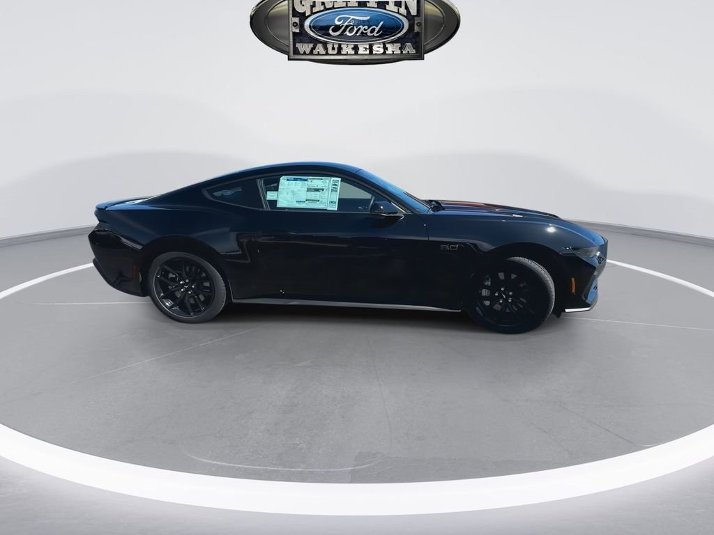 Vehicle image 6 of 26