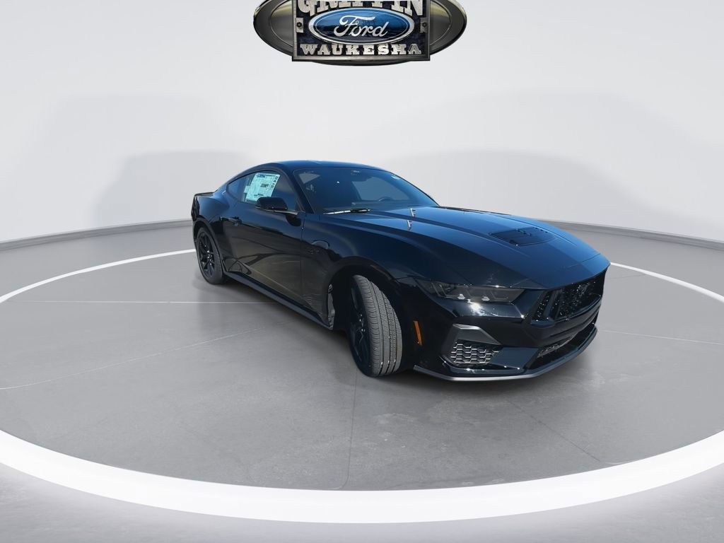 Vehicle image 13 of 26