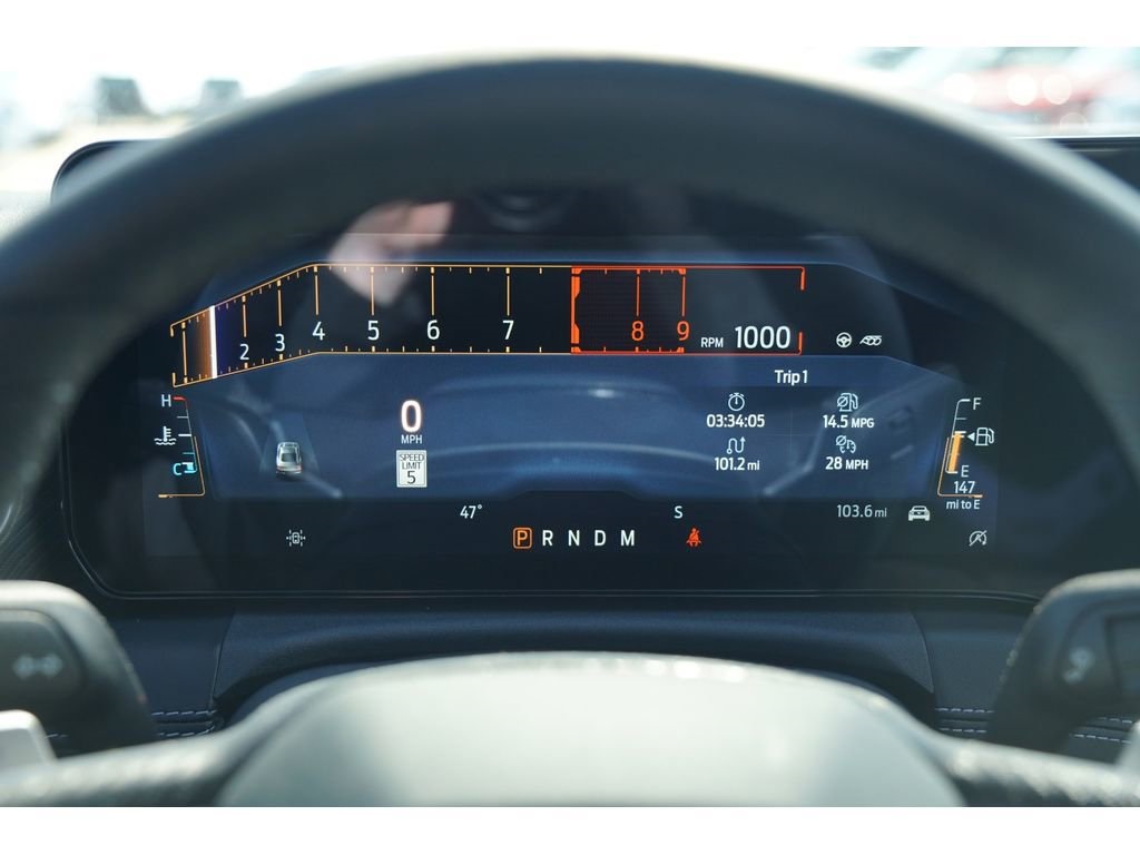Vehicle image 21 of 26