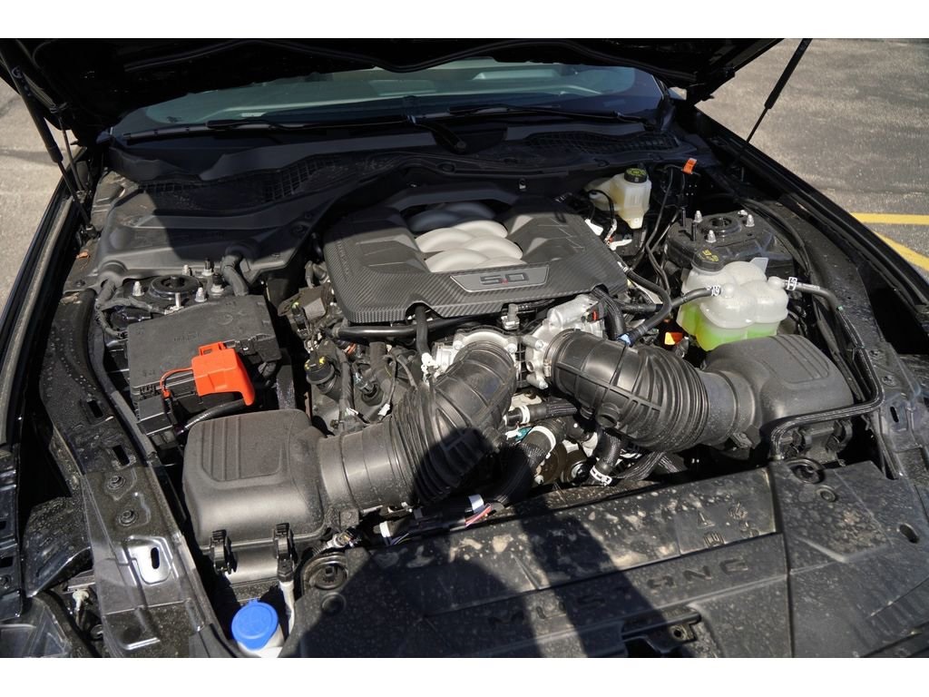 Vehicle image 25 of 26