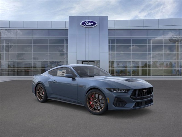 Vehicle image 4 of 22