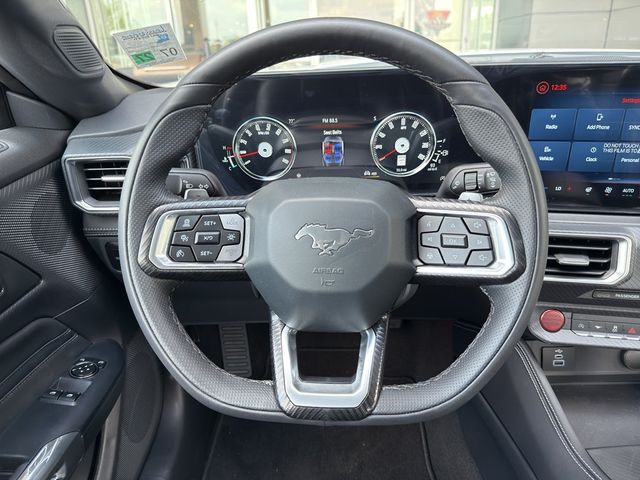 2025 Ford Mustang GT Premium Image 17 of 35