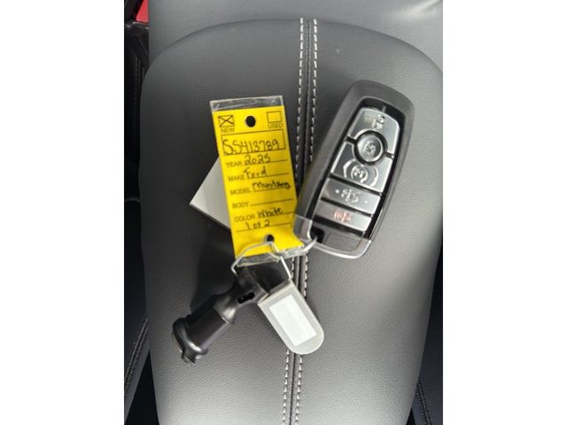 2025 Ford Mustang GT Premium Image 32 of 35