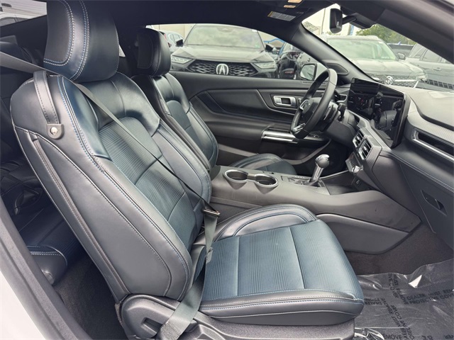 2025 Ford Mustang GT Premium Image 9 of 29