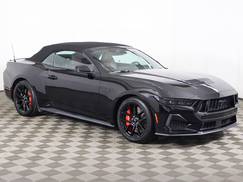 2025 Ford Mustang GT Premium Image 3 of 48