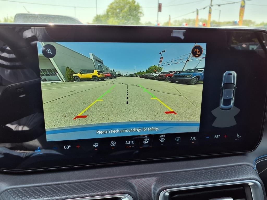 Vehicle image 12 of 30