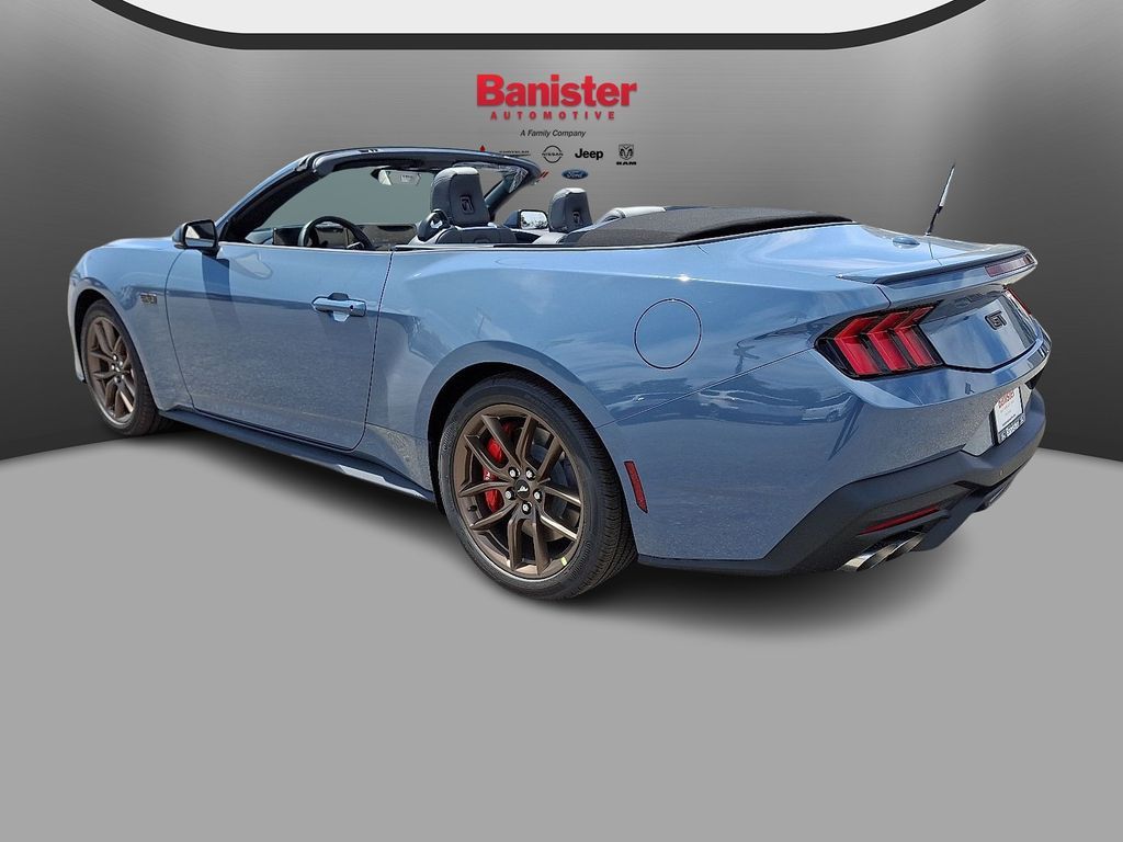 Vehicle image 5 of 10