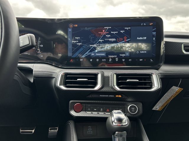 Vehicle image 13 of 33